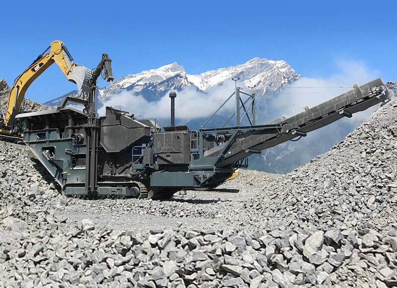 tracked stacker in mining