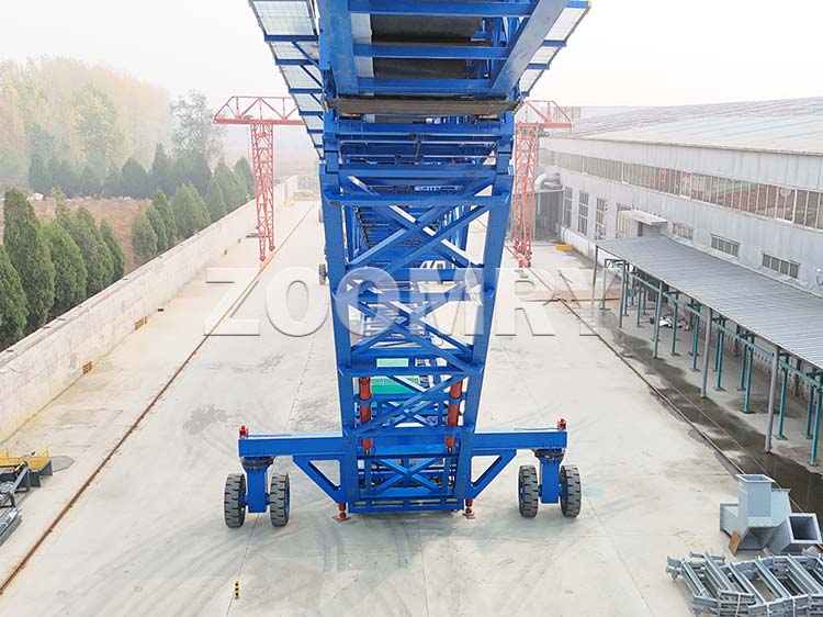 Radial Telescopic Shiploader for iron ore