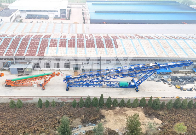 Mobile radial shiploader for iron ore, marine sand, sulphur, fertilizer, aggregates, stone and sand