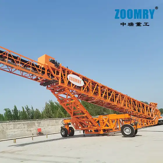 Tracked conveyor